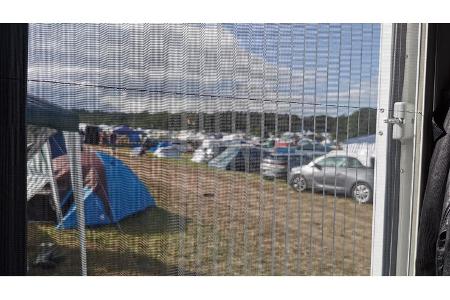Festival, Zelte, Fliegentür
