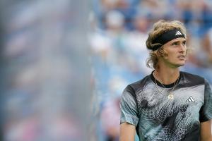 Zverev ärgert sich bei Achtelfinaleinzug über laute Musik