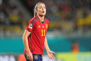 Spanien im Finale mit Paralluelo - England unverändert