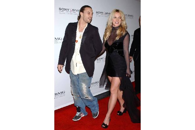 …sie nutzt die Anwältin jetzt schon zum zweiten Mal. Als sie sich 2007 von ihrem Mann Kevin Federline scheiden ließ, rief sie ebenfalls Laura auf den Plan. Sie ist nicht die einzige Wiederholungstäterin, denn auch…