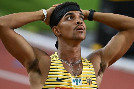 Abuaku im Finale über 400 m Hürden Abuaku im Finale über 400 m Hürden
