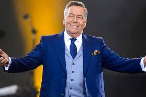 Roland Kaiser kündigt Zusatzshows für seine Jubiläumstournee 2024 an