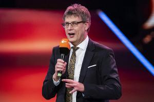 Weikert verspricht Abkehr von Gigantismus