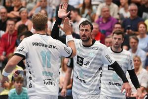 Handball: THW Kiel souverän - Löwen retten Punkt