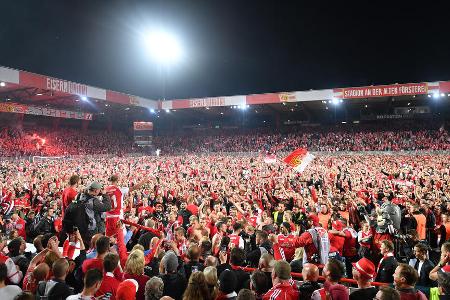 Platz 34: 1. FC Union Berlin - 216 Punkte - Spiele: 138 | Siege: 60 | Unentschieden: 36 | Niederlagen: 42 | Tore: 200:185 (+15)