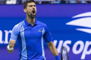 Starkes Comeback: Djokovic zieht den Kopf aus der Schlinge