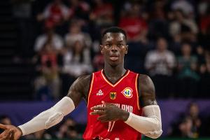 Basketballer bangen weiter um Schröder