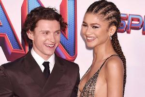 Lustiger Schnappschuss: Tom Holland gratuliert seiner Freundin Zendaya