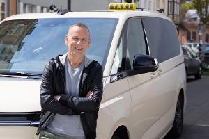 "Quiz Taxi"-Star Thomas Hackenberg: "Auch privat bin ich oft das Taxi"