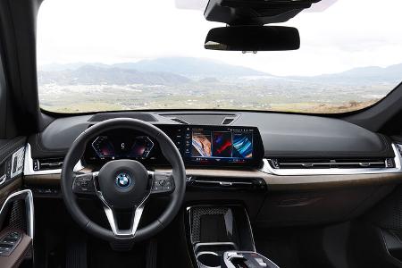 BMW iX1 xDrive30