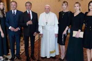 Treffen mit dem Papst: Sylvester Stallone ballt die Fäuste
