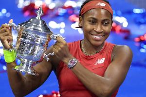 Gauff neckt ihren Vater und spottet über Kritiker