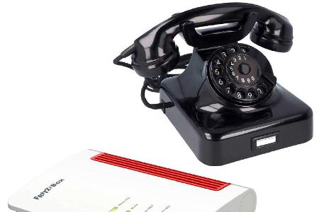 Die meisten Festnetztelefone mit Impulswahl, einschließlich derjenigen mit einer Wählscheibe, arbeiten problemlos mit den Fritzboxen von AVM.