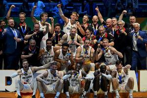 Weltmeister in Frankfurt empfangen: "Thank you, Deutschland"