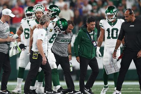 Bitteres Debüt: Quarterback Rodgers fällt gesamte Saison aus