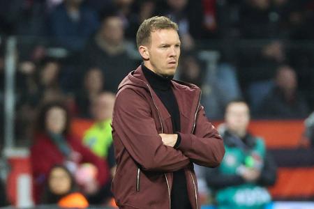 Julian Nagelsmann (zuletzt FC Bayern) - Wurde im März beim FC Bayern entlassen, sein Vertrag läuft dort noch bis 2026. Laut Uli Hoeneß würde ein Wechsel zum DFB nicht an den Münchnern scheitern. Laut 'Sport1' ist der DFB mittlerweile sogar an Nagelsmann herangetreten. Auch der 36-Jährige soll sich den Job als Bundestrainer zutrauen, heißt es.