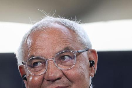 Felix Magath (zuletzt Hertha BSC) - Zunächst von den Ex-Nationalspielern Stefan Effenberg und Dietmar Hamann ins Spiel gebracht, nahm Felix Magath den Ball schnell und gerne auf und brachte sich unlängst im RTL-Interview in Position. 'Ich bin überzeugt, dass ich in der Lage bin, auch als Bundestrainer ein Land zu vertreten', betonte der 70-Jährige.