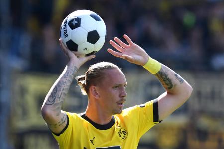Marius Wolf (ab 45.) - Note: 3,0 - Kam in der Pause für Bensebaini und tauschte die Position mit Ryerson. Interpretierte die Rechtsverteidiger-Position deutlich offensiver als sein Teamkollege und brachte einige Flanken scharf in den Sechzehner und legte das 4:2 von Reus auf.