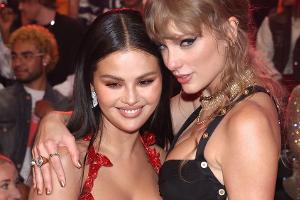 Seltenes Foto: Selena Gomez feiert ihre "beste Freundin" Taylor Swift