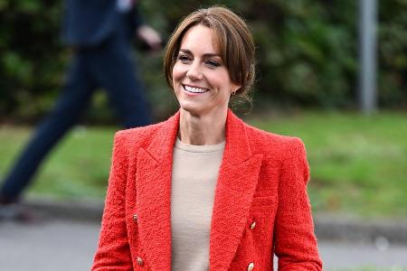 Mit dieser Frisur sieht man Prinzessin Kate selten Mit dieser Frisur sieht man Prinzessin Kate selten