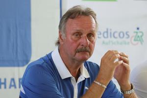 Neururer über Schalke: "Totale Inkompetenz"