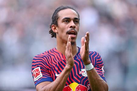 Yussuf Poulsen (bis 72.) - Note: 3,0 - Ackerte vorbildlich gegen den Ball und deckte die Passwege im Mittelfeld ab. Machte die Bälle wie vor dem 1:0 zudem gut in der Spitze fest. Torgefahr kam von ihm aber praktisch nicht.