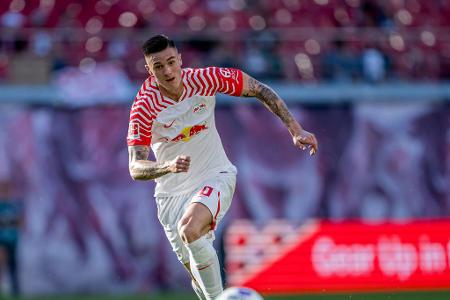 Benjamin Sesko (ab 72.) - ohne Bewertung - Sorgte mit seiner Einwechslung für frischen Wind. Deutete seine Qualitäten gerade bei Kontern an. Beinahe hätte er in der Nachspielzeit das Spiel für RB entschieden.