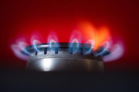 Lemke: Gas-Umlagensenkung an Kunden weitergeben