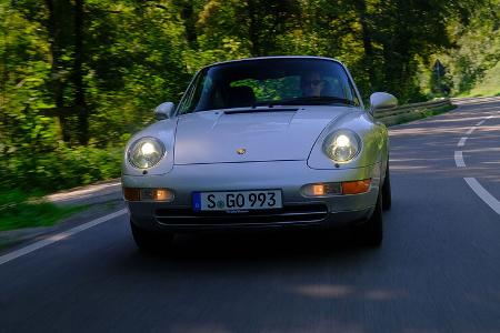 Porsche 911 Carrera Coupé 993 (1997) Fahraufnahme driving shot Landstraße