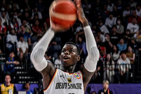 Weltmeister Schröder gibt Raptors-Debüt: 