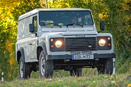 Land Rover Defender 110
