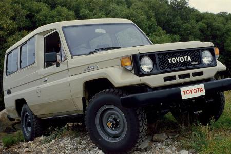 1984 Toyota LandCruiser 70 Series Troop Carrier 