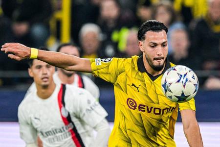 Ramy Bensebaini - Note: 2,0 - Fand im Spielaufbau immer wieder die freien Mitspieler im Zentrum und nahm so Druck heraus. Gewann auf der Pulisic-Seite zudem unfassbare 92 Prozent seiner Zweikämpfe. Bei zweiten Bällen genauso aufmerksam. Kam sogar zu mehreren Abschlüssen.