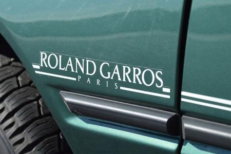 Peugeot 205 Cabriolet Roland Garros (1990) Schriftzug