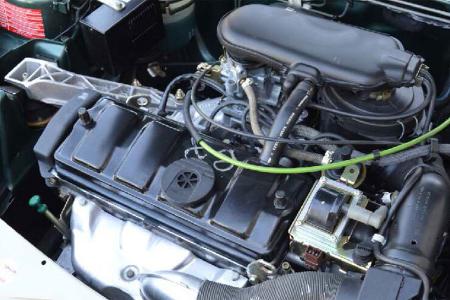 Peugeot 205 Cabriolet Roland Garros (1990) Motor