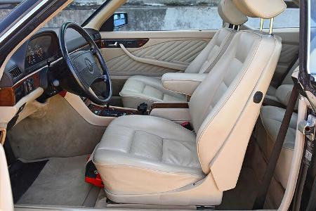 Mercedes-Benz C126 560 SEC (1992)