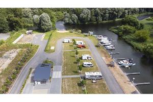 Stellplatz im Hafen am Speicher