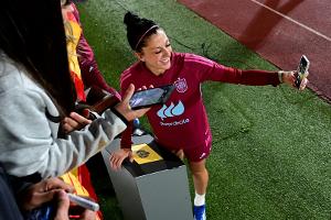 Spanien: Beifall für Rückkehrerin Hermoso