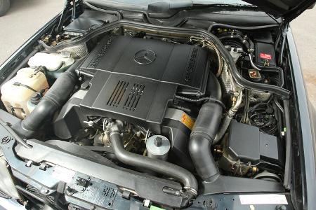 Mercedes-Benz E 500, Motor