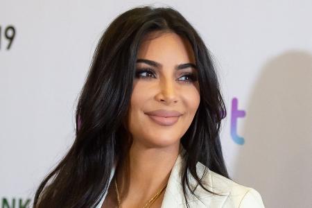 Für ihre Modemarke: Kim Kardashian präsentiert Nippel-BH