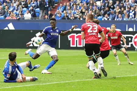 Schalke landet Befreiungsschlag bei Geraerts-Heimdebüt Schalke landet Befreiungsschlag bei Geraerts-Heimdebüt
