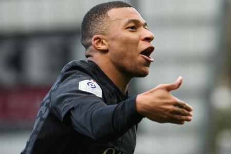 Mbappe trifft doppelt: PSG bleibt oben dabei