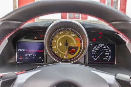Ferrari 812 Superfast im Fahrbericht, V12, Saugmotor