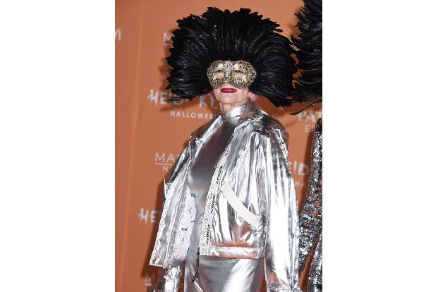 Ihr Sohn Elon schaffte es nicht zur Party, doch Mama Maye Musk schaute vorbei.