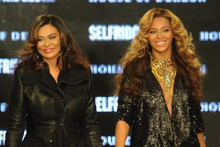 Tina Knowles: Tochter Beyoncé kann backstage Tina Knowles: Tochter Beyoncé kann backstage