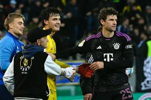 Müller enttäuscht von Kollegen - Entschuldigung bei den Fans