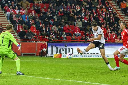 Trotz Rückendeckung für Fischer: Union unterliegt Frankfurt Trotz Rückendeckung für Fischer: Union unterliegt Frankfurt