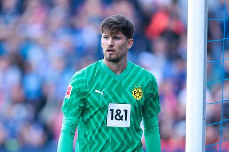 BVB - TOR: Gregor Kobel - Note: 2,5 - War beim frühen Doppelschlag zweimal machtlos. Hielt seine Farben gegen Musiala (46., 64.) und Sané (58.) im Spiel, ehe Kane die Niederlage endgültig besiegelte. An ihm lag es heute nicht.