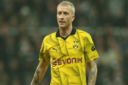 Marco Reus (ab 80.) - ohne Bewertung - Dirigierte in der Schlussphase die Angriffe und sorgte mit seiner Ruhe am Ball dafür, dass dem BVB kaum noch Fehler unterliefen.