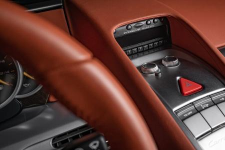 Porsche Carrera GT (2005)